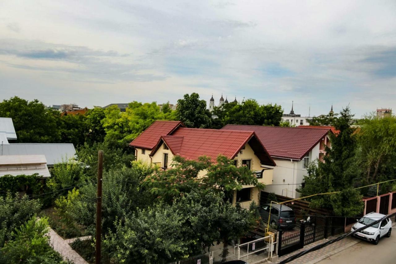 Casa Marguta Hotel Iasi Buitenkant foto