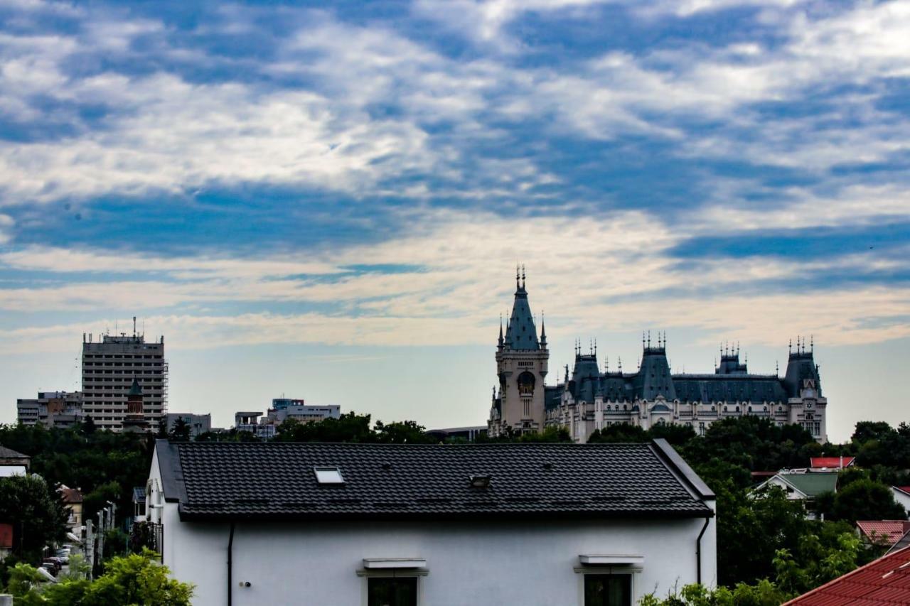 Casa Marguta Hotel Iasi Buitenkant foto