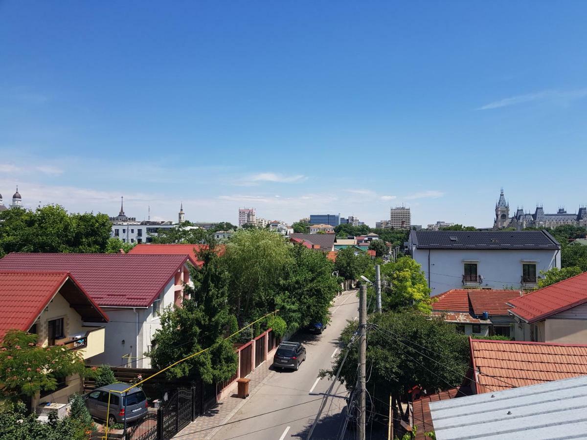 Casa Marguta Hotel Iasi Buitenkant foto